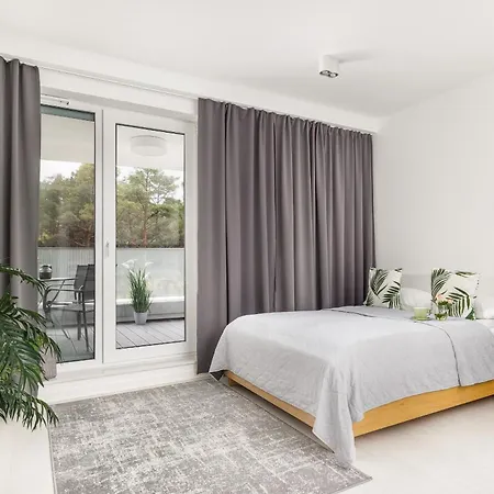 Unique Pearl With The Swimming Pool By Renters Appartamento *