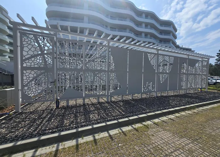 Unique Pearl With The Swimming Pool By Renters Daire